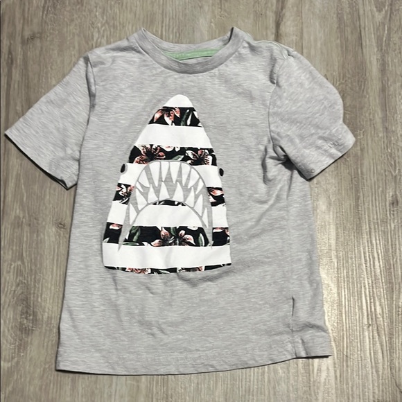 Tucker + Tate Gray Shark Graphic Kids T-Shirt 5 - Picture 1 of 1